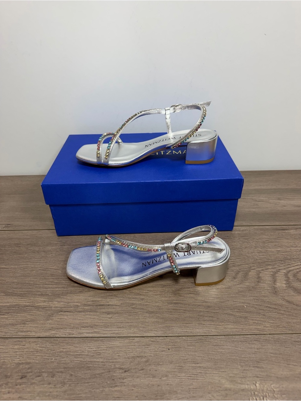 Brand new women Stuart Weitzman Soiree Square Toe Crystal Trim Sandals size 5